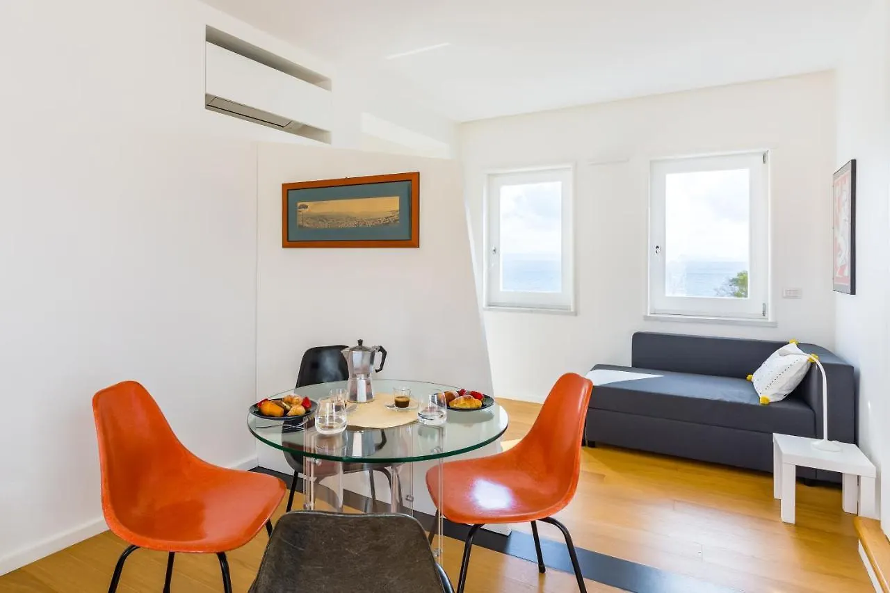 Seaview Terrace 360°& Elegant Loft Apartment Naples