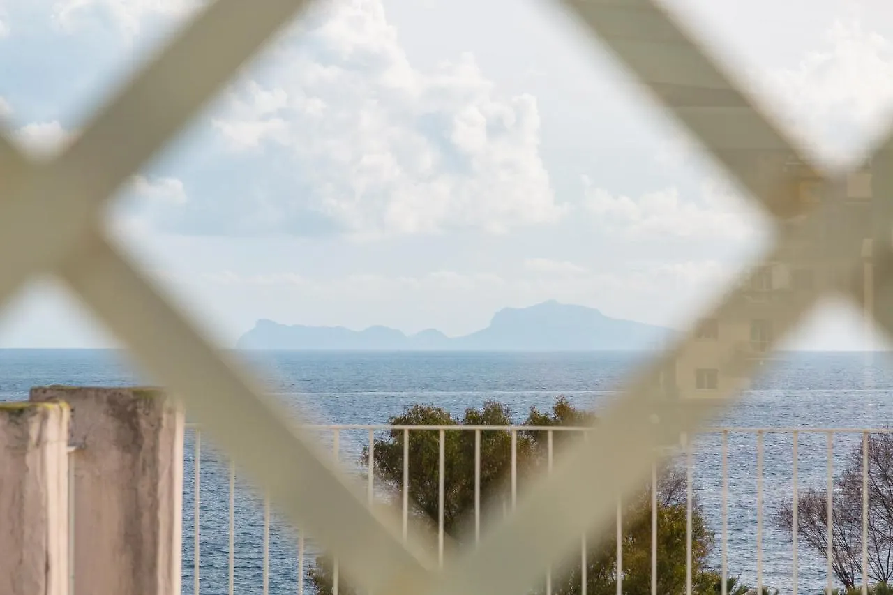 Seaview Terrace 360°& Elegant Loft Apartment Naples Italy